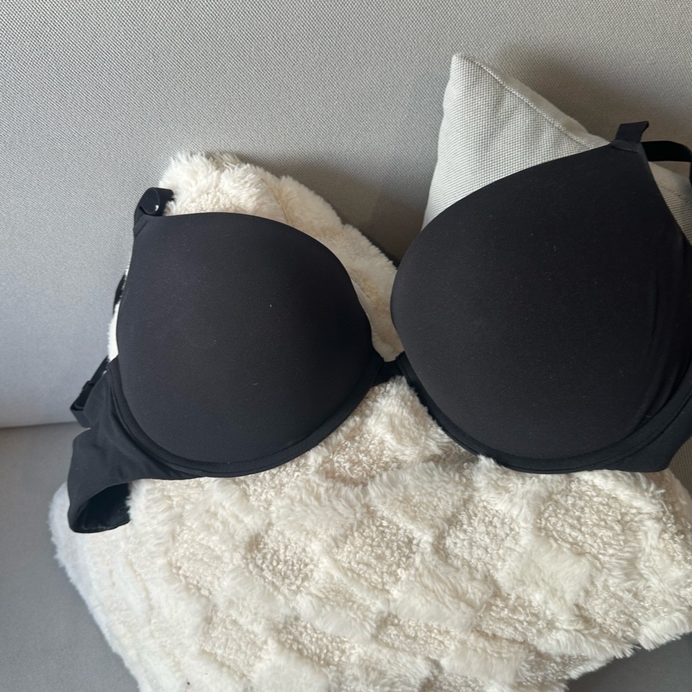 Skims push-up bra